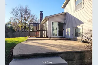 1035 W Elmwood Lane, Bartlett, IL 60103 - Photo 37