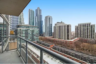 100 E 14th Street #1204, Chicago, IL 60605 - Photo 7