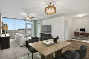 100 E 14th St, Chicago, IL 60605 - Photo 3