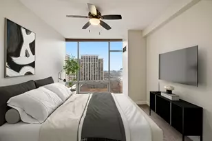 100 E 14th St, Chicago, IL 60605 - Photo 13