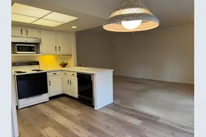 1974 Wexford Circle #123, Wheaton, IL 60189 - Photo 11