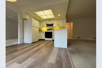 1974 Wexford Circle #123, Wheaton, IL 60189 - Photo 9