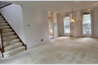 1974 Wexford Circle #123, Wheaton, IL 60189 - Photo 5