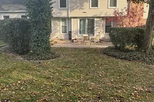 1974 Wexford Cir, Wheaton, IL 60189 - Photo 29