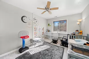 8094 Garfield Ave, Burr Ridge, IL 60527 - Photo 17