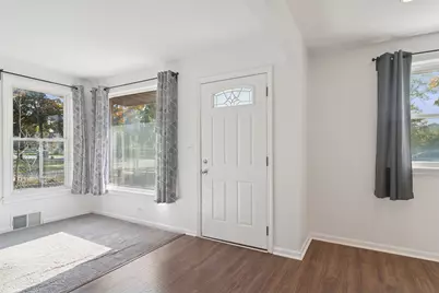 9930 Montrose Avenue, Schiller Park, IL 60176 - Photo 3