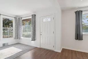 9930 Montrose Ave, Schiller Park, IL 60176 - Photo 3