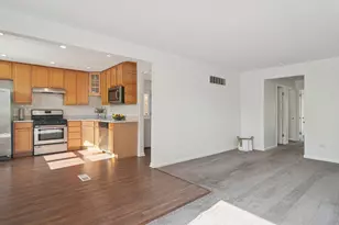 9930 Montrose Ave, Schiller Park, IL 60176 - Photo 5