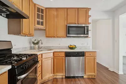 9930 Montrose Avenue, Schiller Park, IL 60176 - Photo 7