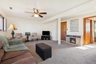 8929 W 169th Pl, Orland Hills, IL 60487 - Photo 13