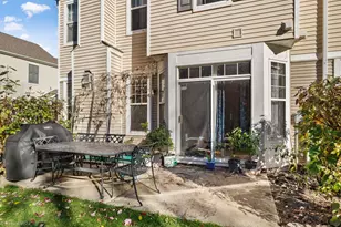 1551 Glacier Trail, Carpentersville, IL 60110 - Photo 19