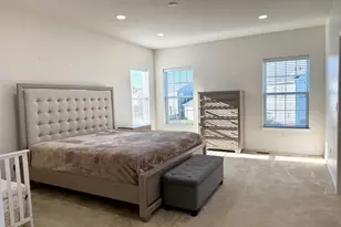 3660 Thornhill Dr, Elgin, IL 60124 - Photo 11