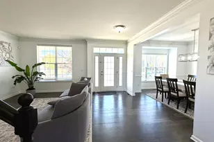 3660 Thornhill Dr, Elgin, IL 60124 - Photo 5