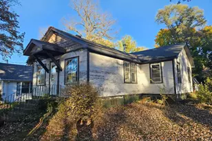 514 Mineral Springs Dr, McHenry, IL 60051 - Photo 1