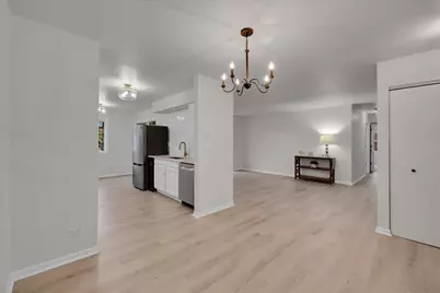 1785 Grosvenor Circle #A, Wheaton, IL 60189 - Photo 7