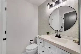 1785 Grosvenor Cir, Wheaton, IL 60189 - Photo 31