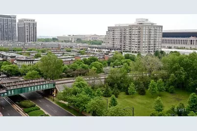 1600 S Indiana Avenue #1407, Chicago, IL 60616 - Photo 9