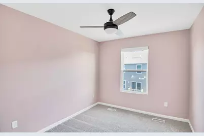 820 Briar Glen Court, Hampshire, IL 60140 - Photo 25