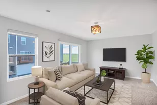 820 Briar Gln Ct, Hampshire, IL 60140 - Photo 3