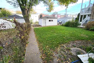 7827 S Peoria St, Chicago, IL 60620 - Photo 17