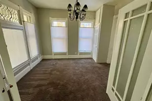 506 E Chestnut St, Bloomington, IL 61701 - Photo 13