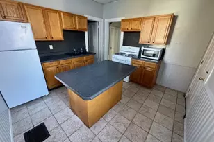 506 E Chestnut St, Bloomington, IL 61701 - Photo 19