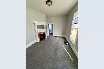 506 E Chestnut Street, Bloomington, IL 61701 - Photo 11