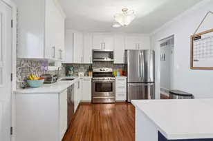 3008 Scenicwood Ln, Woodridge, IL 60517 - Photo 7