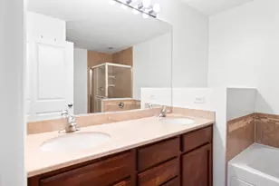 563 Grosvenor Ln, Aurora, IL 60504 - Photo 15