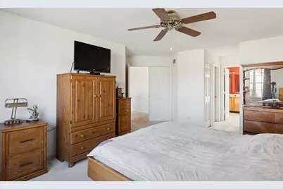 885 Charlton Road, Lake Villa, IL 60046 - Photo 17