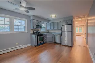 323 Marshall Rd, Bensenville, IL 60106 - Photo 7