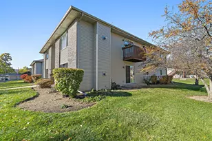 480 Westwood Ct, Crystal Lake, IL 60014 - Photo 17