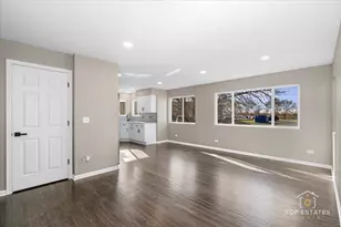 737 Springwood Dr, Joliet, IL 60431 - Photo 11