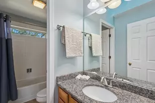 36077 N Bridlewood Ave, Gurnee, IL 60031 - Photo 15