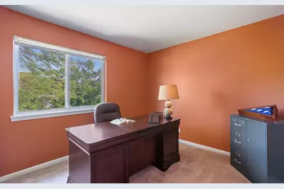 36077 N Bridlewood Avenue, Gurnee, IL 60031 - Photo 13