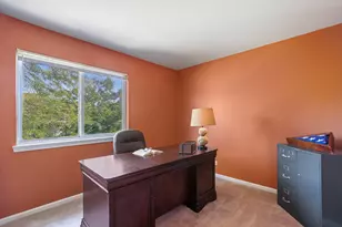 36077 N Bridlewood Ave, Gurnee, IL 60031 - Photo 13