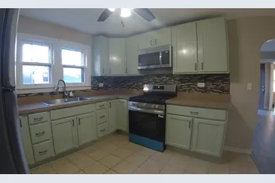 101 Siloam Avenue, Fox Lake, IL 60020 - Photo 7