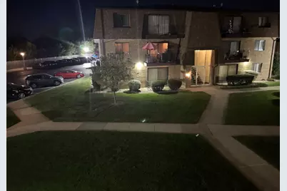 4905 W 109th Street #202, Oak Lawn, IL 60453 - Photo 1