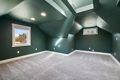 290 E 1st Avenue, Clifton, IL 60927 - Photo 11