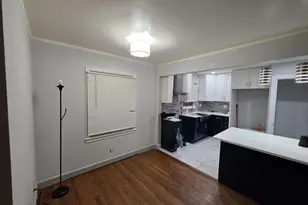 5249 N Osceola Ave, Chicago, IL 60656 - Photo 5