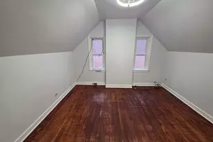 5249 N Osceola Ave, Chicago, IL 60656 - Photo 9