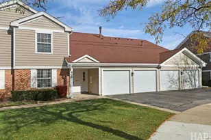 602 Eastview Ct, Schaumburg, IL 60194 - Photo 1