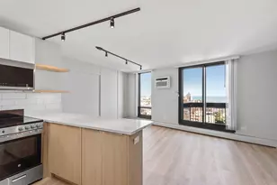 6166 N Sheridan Rd, Chicago, IL 60660 - Photo 3