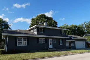 2300 Greengold St, Crest Hill, IL 60403 - Photo 1