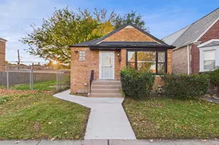 10036 S St Lawrence Ave, Chicago, IL 60628 - Photo 1