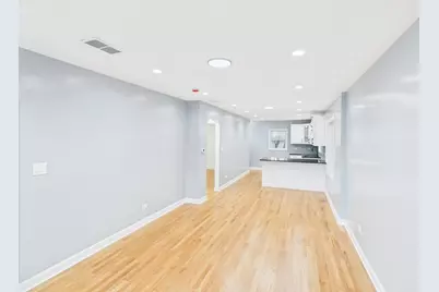 10036 S Saint Lawrence Avenue, Chicago, IL 60628 - Photo 5