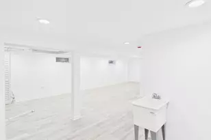 10036 S St Lawrence Ave, Chicago, IL 60628 - Photo 19