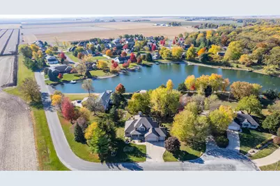 104 Lake View Drive, Fairbury, IL 61739 - Photo 3