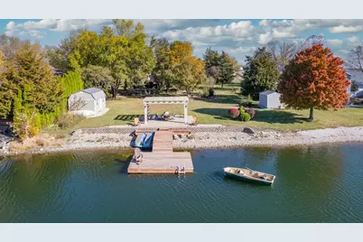 104 Lake View Drive, Fairbury, IL 61739 - Photo 9