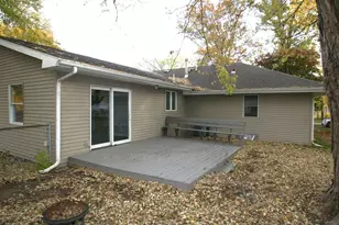 204 E 4th St, Mackinaw, IL 61755 - Photo 19